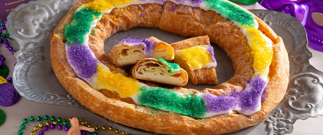 O&H Danish Bakery's King Cake Kringle