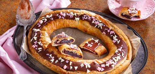 Item number: S150 - Dark Chocolate Decadence Kringle