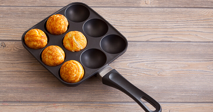 https://www.ohdanishbakery.com/images/products/aebleskiver-pan.jpg