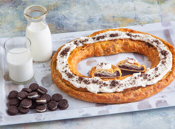 Cookies and Cream Kringle