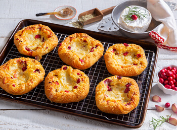 Cranberry Brie Pastry Tarts