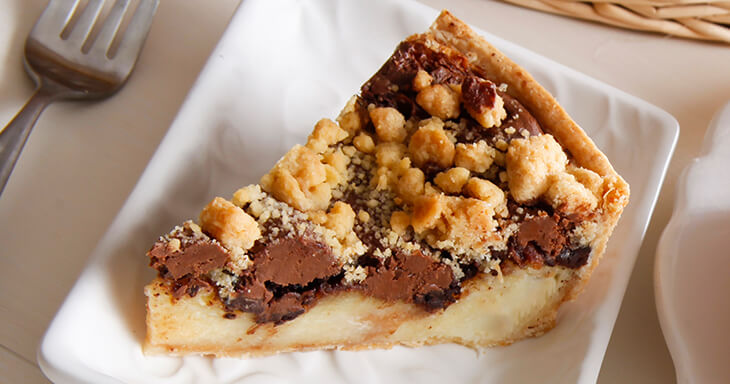 Enjoy our delicious chocolate croissant pie, available for online orders and shipped nationwide for your convenience!